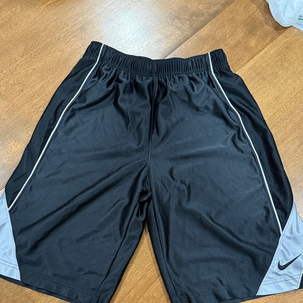 Nike Men's Black and Gray Athletic Shorts